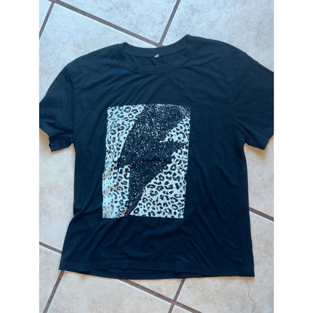 Women’s Black Leopard Print Lightning Bolt Shirt Size Large